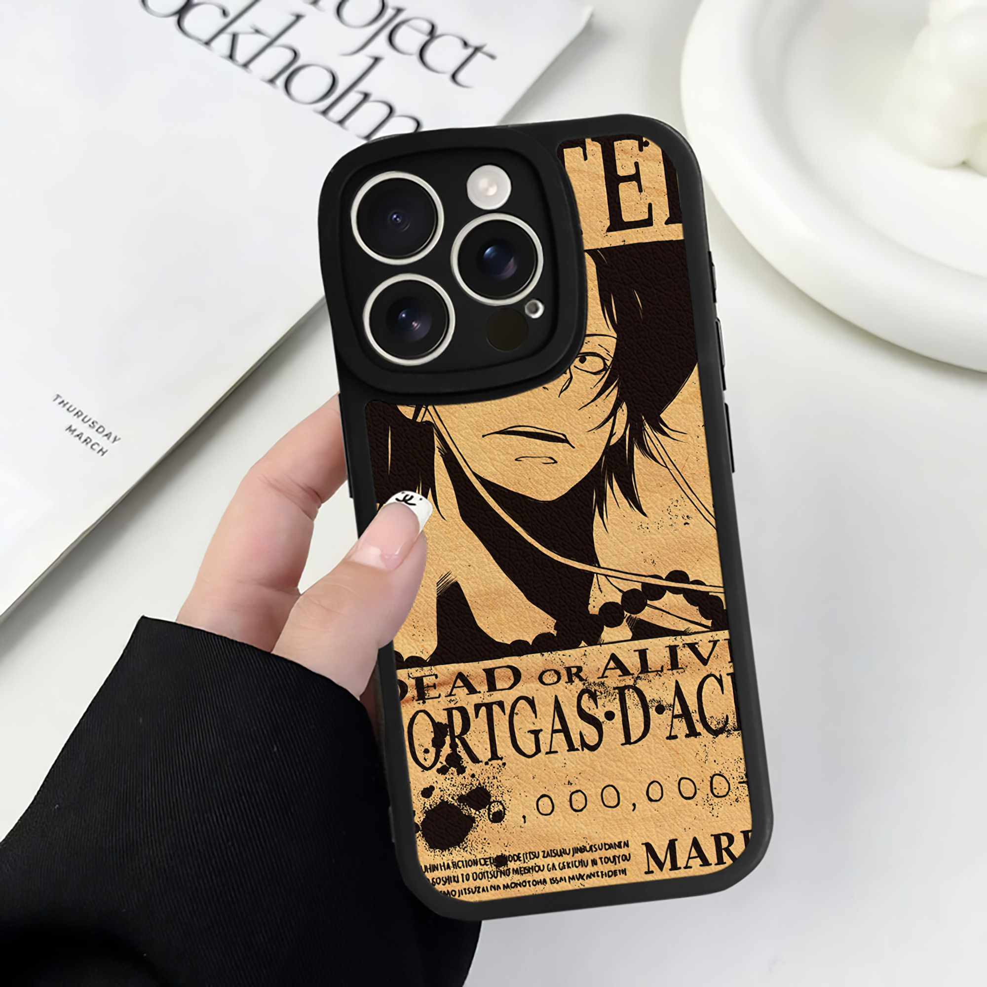 （画像用） ワンピース ONE PIECE 【iPhone 16シリーズ対応】シリコンスマホケース（レザー調） 材質：シリコン